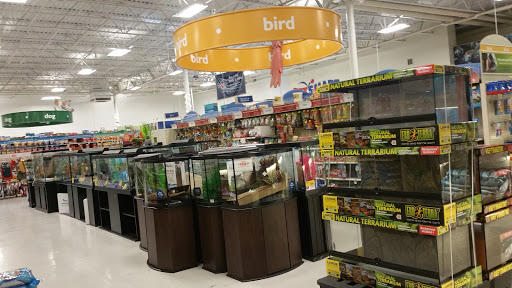 Pet Supply Store «PetSmart», reviews and photos, 650 Commerce Blvd, Scranton, PA 18519, USA
