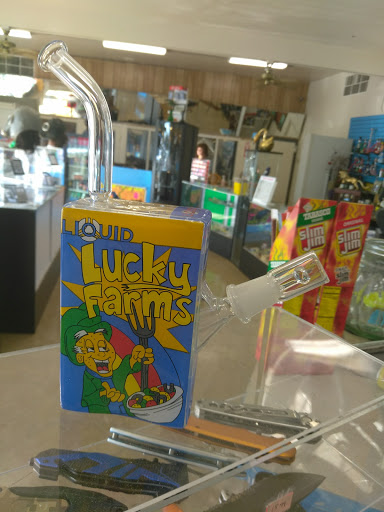 Vaporizer Store «Big Chief Smoke Shop», reviews and photos, 6020 Fair Oaks Blvd, Carmichael, CA 95608, USA