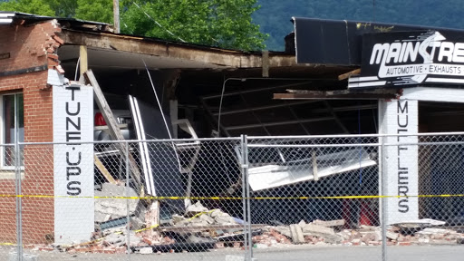 Auto Repair Shop «Main Street Automotive», reviews and photos, 817 N Main St, Waynesville, NC 28786, USA