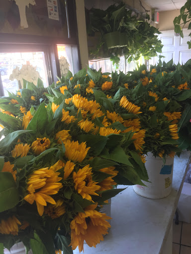 Florist «Florals by Ana», reviews and photos, 4408 E Rosecrans Ave, Compton, CA 90221, USA