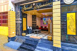 Shanti Mansion Hotel & Restaurant image