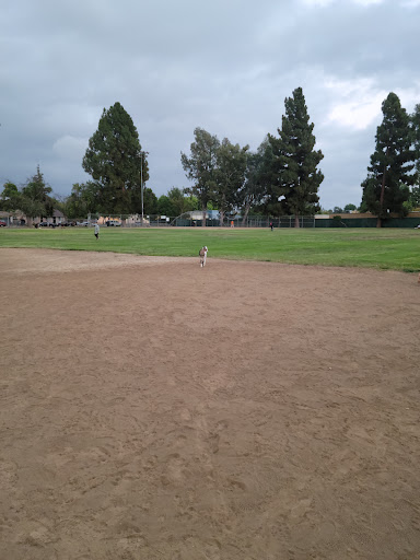 Recreation Center «Panorama Park», reviews and photos, 8600 Hazeltine Ave, Panorama City, CA 91402, USA