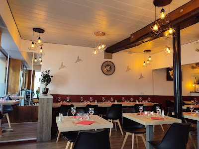 Restaurant-pizzeria l'Estragon II à Chalamont