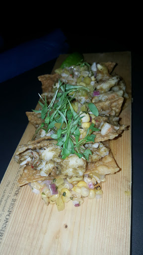 New American Restaurant «Rhyme or Reason», reviews and photos, 1938 W Division St, Chicago, IL 60622, USA