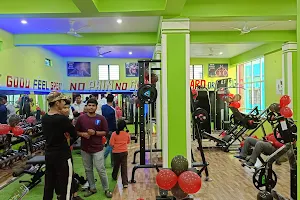 N SQUARE FITNESS image