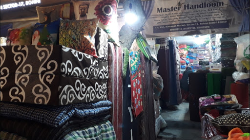 GURU KIRPA HANDLOOM EMPORIUM