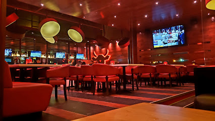 Houston Avenue Bar & Grill - 7 Bd Montclair, Gatineau, QC J8Y 2E2, Canada