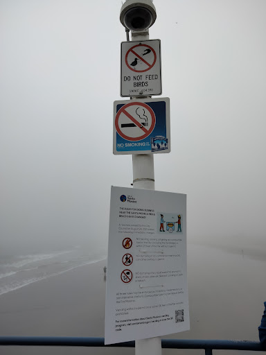 Pet Supply Store «Unleashed by Petco», reviews and photos, 1402 Wilshire Blvd, Santa Monica, CA 90403, USA