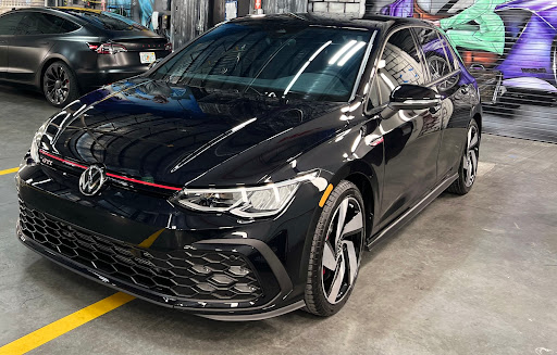 Volkswagen Dealer «Lakeland Volkswagen», reviews and photos, 209 S Lake Parker Ave, Lakeland, FL 33801, USA