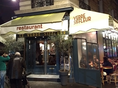 Le Verre Siffleur. à Paris