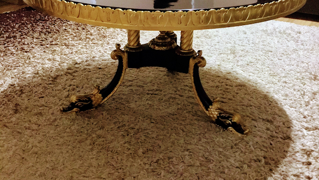 bútorrestaurálás ,konyhabútorok,gardróbszekrények készítése egyedi méretekben