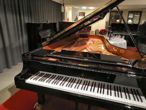 Steinway Piano Gallery Helsinki