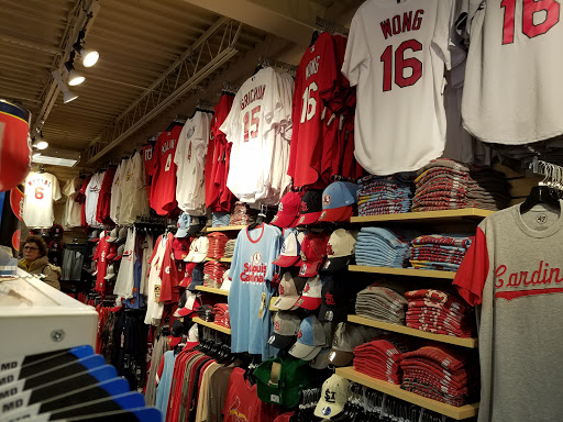 Sportswear Store «Rally House Brentwood», reviews and photos, 1120 S Brentwood Blvd, Richmond Heights, MO 63117, USA