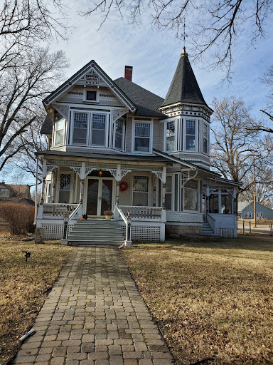 Roofing Contractor «Truett Roofing», reviews and photos, 210 S Pattie St, Wichita, KS 67211, USA