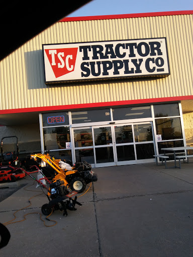 Home Improvement Store «Tractor Supply Co.», reviews and photos, 405 SE Oralabor Rd, Ankeny, IA 50021, USA
