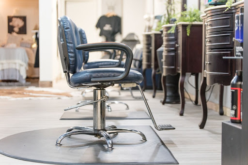 Beauty Salon «Salon Knotty and day spa», reviews and photos, 1447 N Rock Rd #200, Wichita, KS 67206, USA