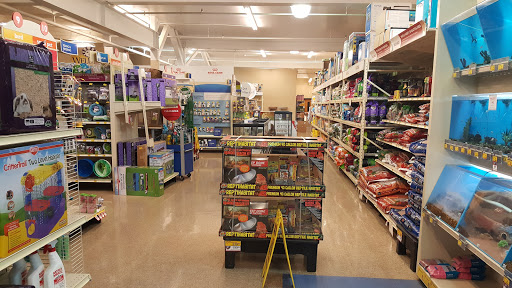 Pet Supply Store «PetSmart», reviews and photos, 865 Colusa Ave, Yuba City, CA 95991, USA