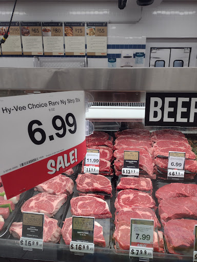 Supermarket «Hy-Vee», reviews and photos, 2453 N Court St, Ottumwa, IA 52501, USA