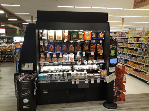 Grocery Store «Star Market», reviews and photos, 2040 Commonwealth Avenue, Auburndale, MA 02466, USA
