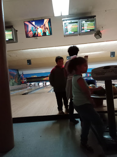 Bowling Alley «Peak Bowl», reviews and photos, 2861 N Prospect St, Colorado Springs, CO 80907, USA