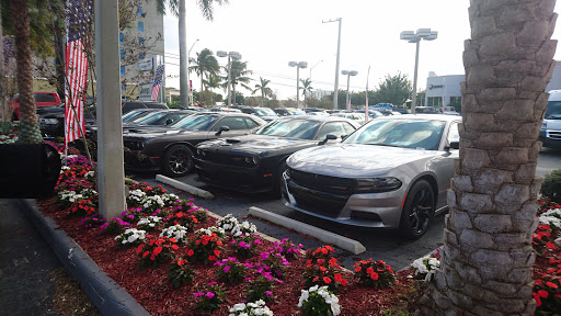Car Dealer «Joey Accardi Chrysler, Dodge, Jeep, Ram», reviews and photos, 909 S Federal Hwy, Pompano Beach, FL 33062, USA
