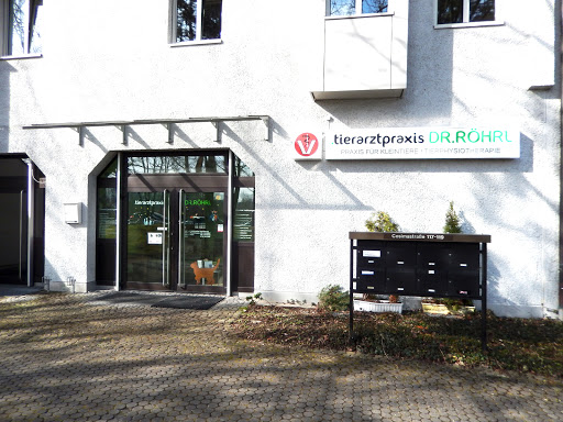 Dr.med.vet. Susanne Röhrl vet unter Munich, Bayern