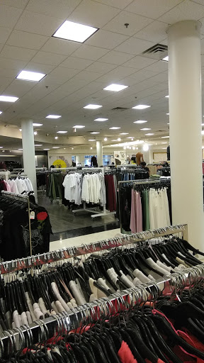 Clothing Store «Forever 21», reviews and photos, 10306 Southside Blvd, Jacksonville, FL 32256, USA