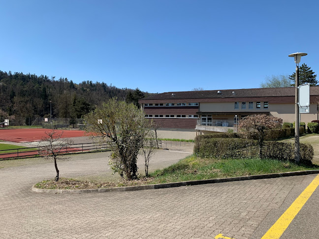 Rezensionen über Mehrzweckhalle Eichhölzli in Bülach - Sportstätte