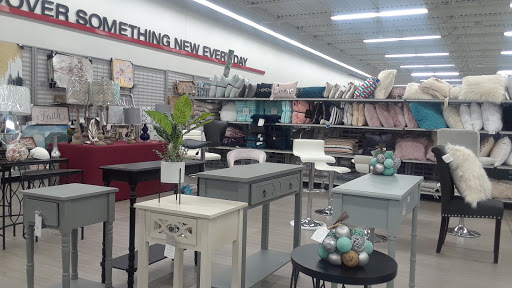 Clothing Store «Burlington Coat Factory», reviews and photos, 515 N Dupont Hwy, Dover, DE 19901, USA