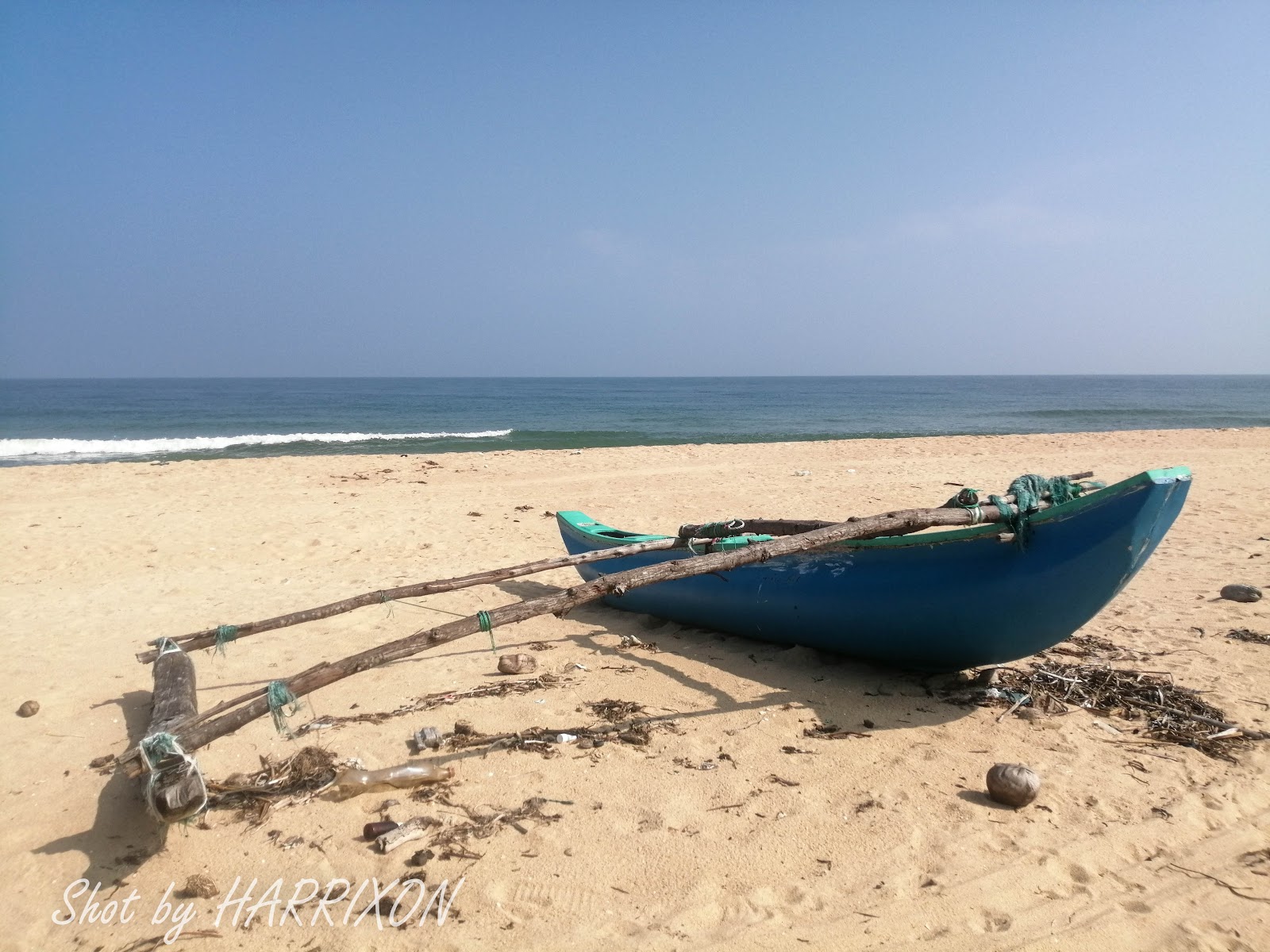 Fotografie cu Batticaloa beach cu nivelul de curățenie înalt