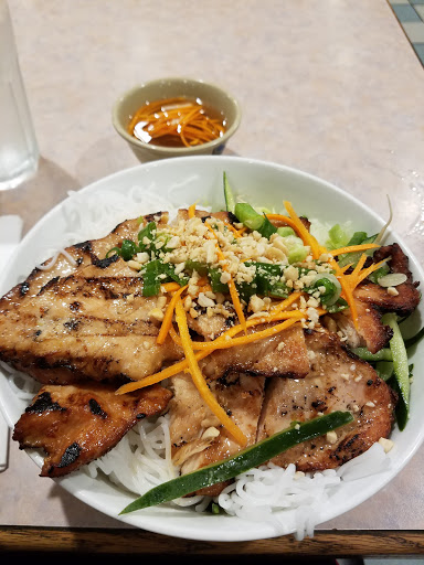Vietnamese restaurants in Boston