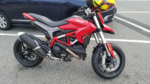 Motorcycle Parts Store «Cycle Gear», reviews and photos, 2052 Lincoln Hwy, Edison, NJ 08817, USA