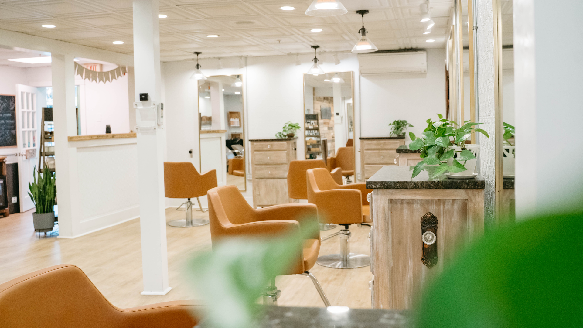 Verde Boutique Salon