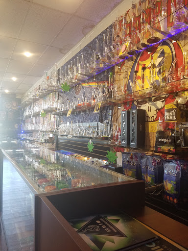 Tobacco Shop «Smoke Shop Guys», reviews and photos, 4843 Dempster St, Skokie, IL 60077, USA