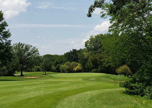 Country Club «Lake Forest Golf & Country Clb», reviews and photos, 300 Yard Dr, Lake St Louis, MO 63367, USA