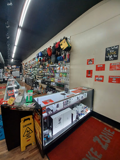 Tobacco Shop «Smoke Zone», reviews and photos, 1202 N High St, Columbus, OH 43201, USA