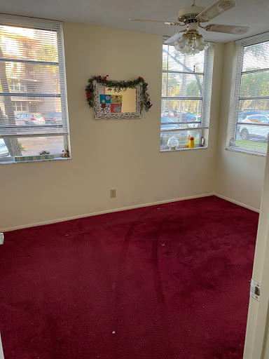 Flooring Store «Dolphin Carpet & Tile», reviews and photos, 2224 S University Dr, Davie, FL 33324, USA