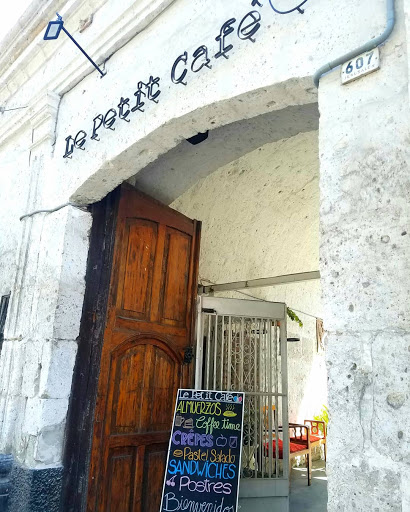 Le Petit Café Arequipa