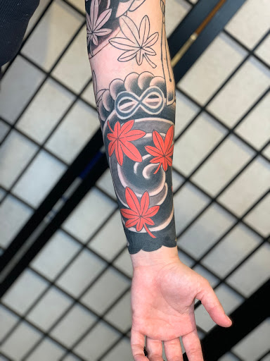 Tattoo Shop «Twisted Heart Tattoo», reviews and photos, 936 N Federal Hwy, Hollywood, FL 33020, USA