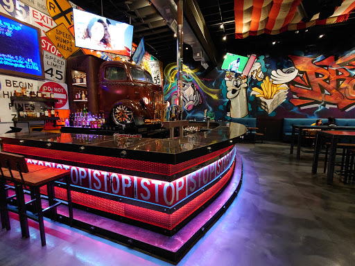 Shopping Mall «Gateway Shopping Center», reviews and photos, 1900 E Sunrise Blvd, Fort Lauderdale, FL 33304, USA