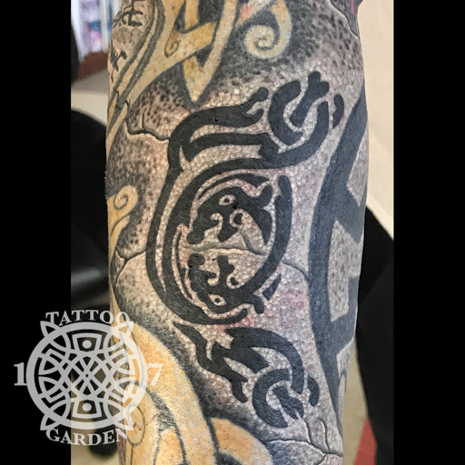 Tattoo Shop «Tattoo Garden», reviews and photos, 5205 S 2nd Ave, Everett, WA 98203, USA