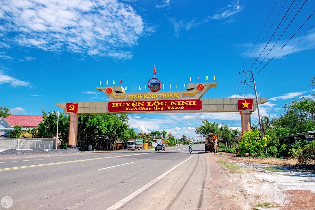 Cổng Chào Huyện Lộc Ninh