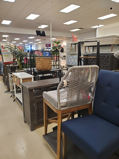 Department Store «Marshalls & HomeGoods», reviews and photos, 4950 Hadley Center Dr, South Plainfield, NJ 07080, USA
