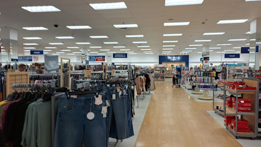 Department Store «Marshalls», reviews and photos, 1399 N Shore Rd, Revere, MA 02151, USA