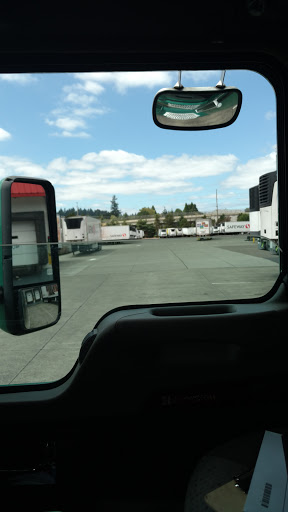 Grocery Delivery Service «Safeway Distribution Center», reviews and photos, 9450 SE Mangan Dr, Clackamas, OR 97015, USA