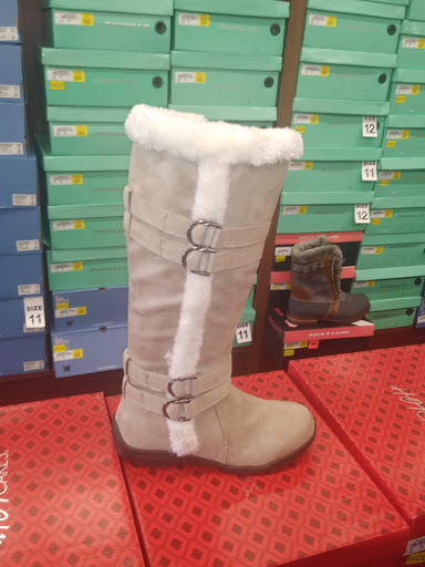 Shoe Store «Shoe Dept. Encore», reviews and photos, 12500 Winchester Rd SW, Cumberland, MD 21502, USA