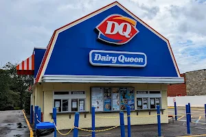 Dairy Queen (Treat) image