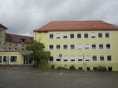 Veterinäramt Erlangen-Höchstadt Schloßberg 10, 91315 Höchstadt, Deutschland