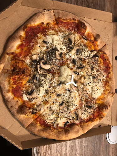 Pizza Fúzió - Pécel