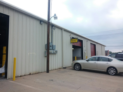 Auto Body Shop «Hollywood Finishes», reviews and photos, 8801 Davis Blvd # B, Keller, TX 76248, USA